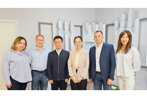 Встреча руководителей компании НПК «Вирона» с представителями компании Refond Optoelectronics Co., Ltd